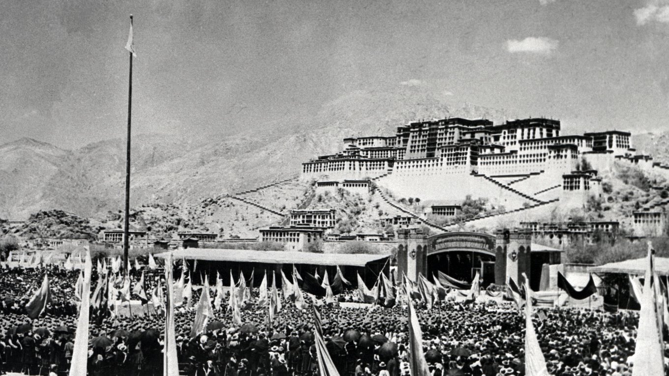 西藏起義